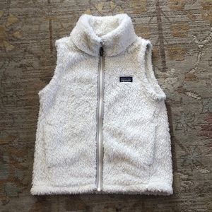 Patagonia white vest fleece